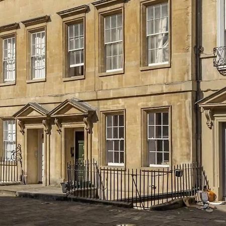 Georgian Apartment Located In The Center Of Bath. Εξωτερικό φωτογραφία