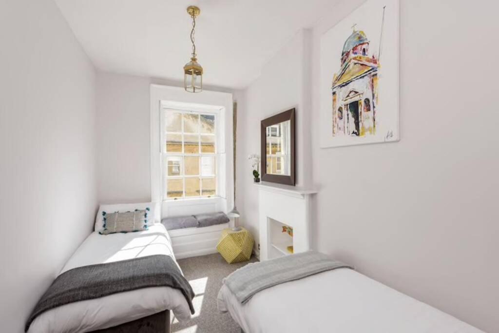 Georgian Apartment Located In The Center Of Bath. Εξωτερικό φωτογραφία